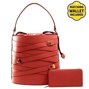 High Fashion Faux Leather Strapped Tote Bag w Wallet